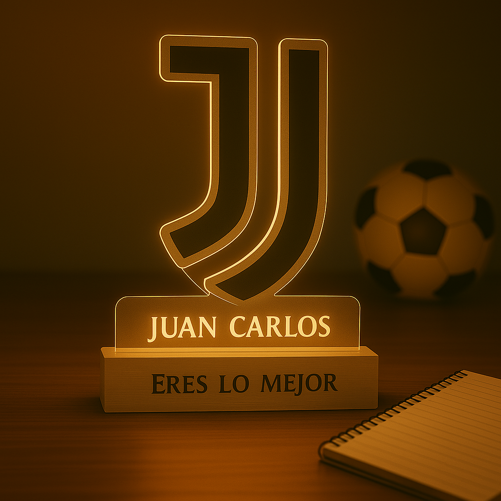 Lampara Juve Personalizada en madera